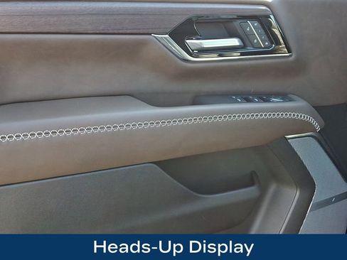 Used 2025 GMC Yukon Denali Ultimate AWD/4WD image 18