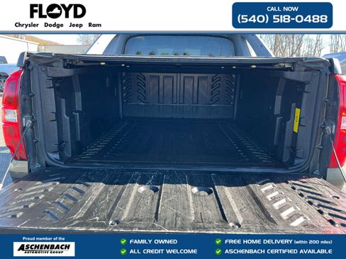 Used 2011 Chevrolet Avalanche LT w/ Luxury Package image 24