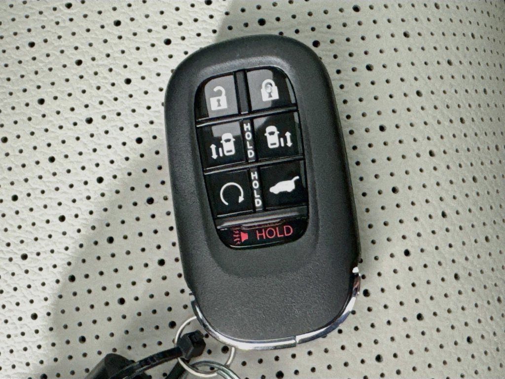 Used 2026 Honda Odyssey Elite image 41