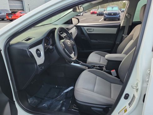 Used 2019 Toyota Corolla LE image 15