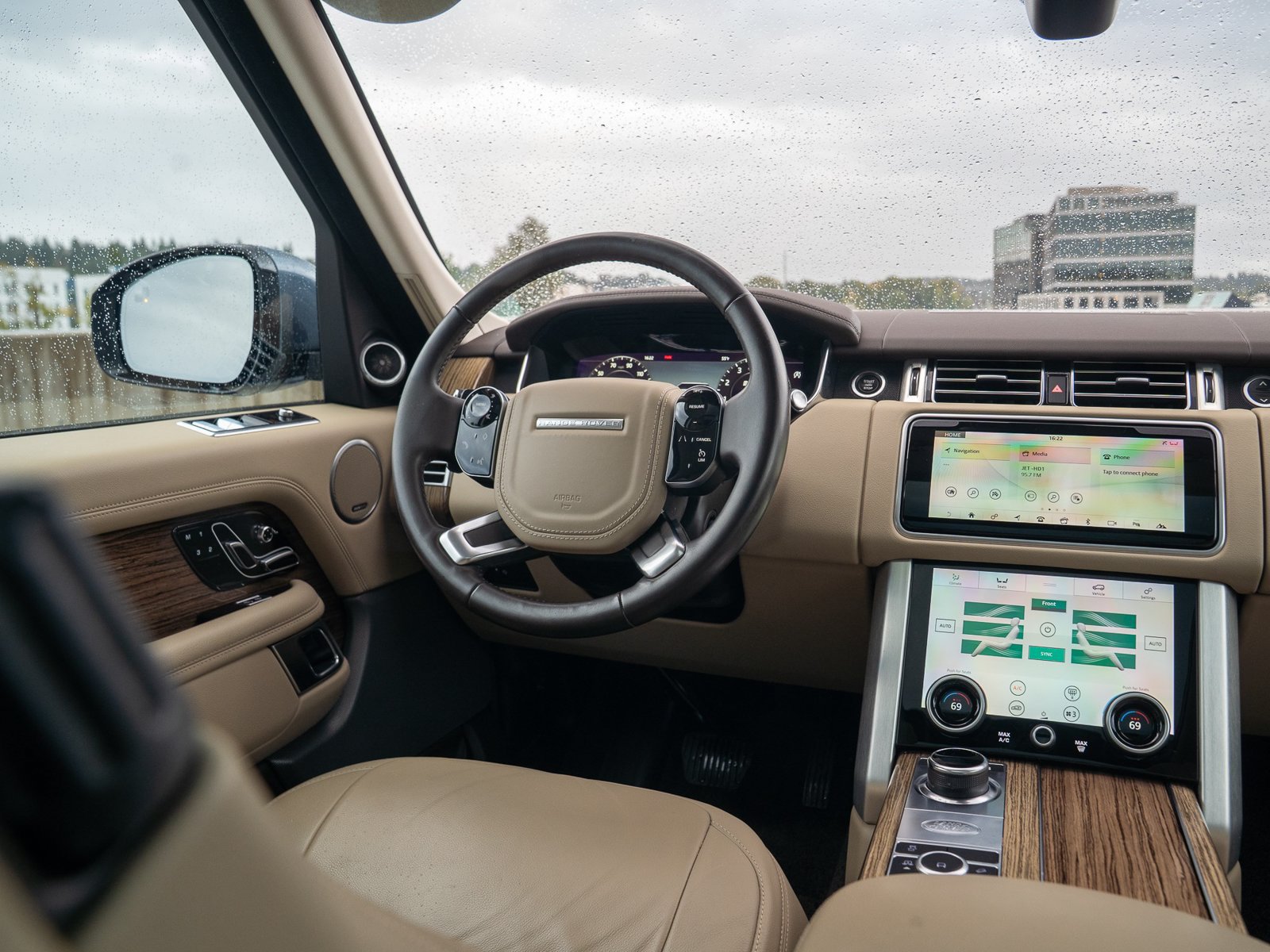 Used 2020 Land Rover Range Rover AWD/4WD image 21