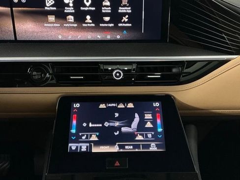 New 2026 INFINITI QX80 Luxe RWD image 16