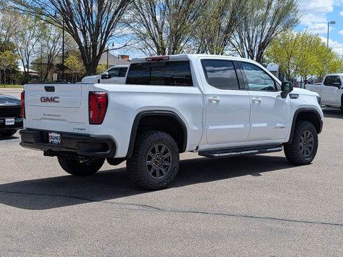 New 2026 GMC Sierra 1500 AT4X AWD/4WD image 17