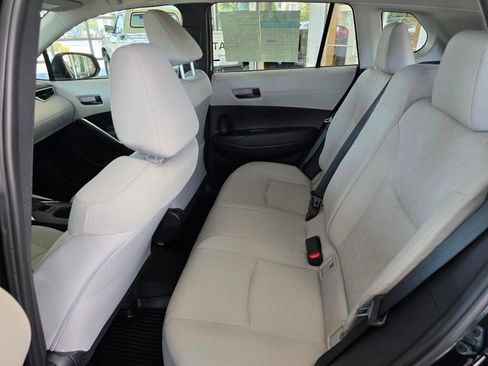 Used 2024 Toyota Corolla Cross L FWD image 35