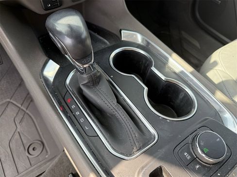 Used 2021 Chevrolet Traverse Premier w/ LPO, Floor Liner Package image 21