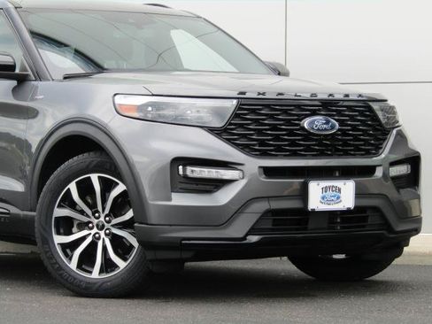 Certified 2022 Ford Explorer ST-Line w/ Class IV Trailer Tow Package AWD/4WD image 5