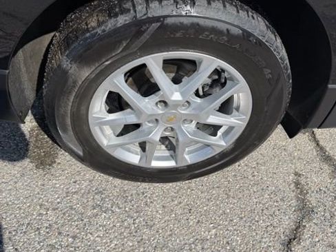 Used 2022 Chevrolet Equinox LS AWD/4WD image 10