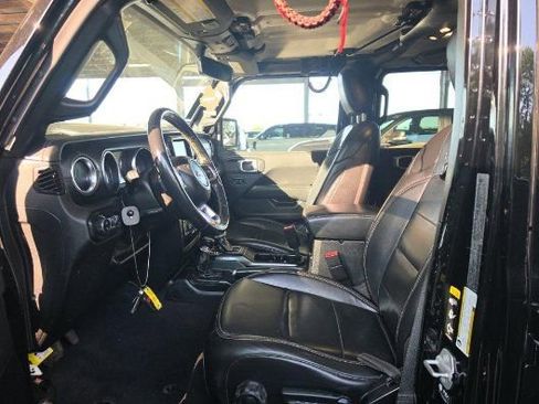 Used 2021 Jeep Gladiator Overland w/ Popular Equipment Package AWD/4WD image 3