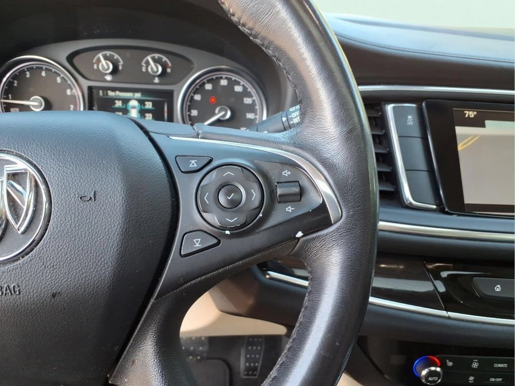 Used 2019 Buick Enclave Essence FWD image 26