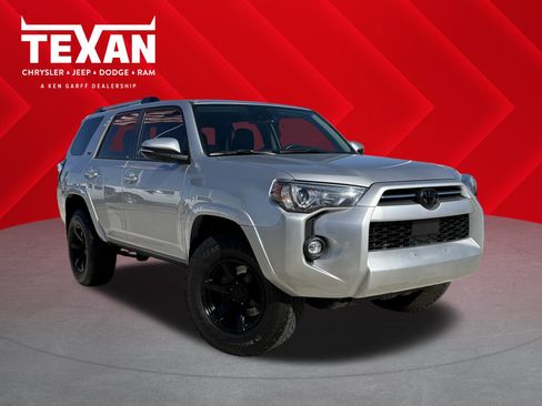 Used 2023 Toyota 4Runner SR5 Premium image 1