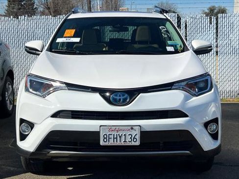 Certified 2018 Toyota RAV4 XLE image 6
