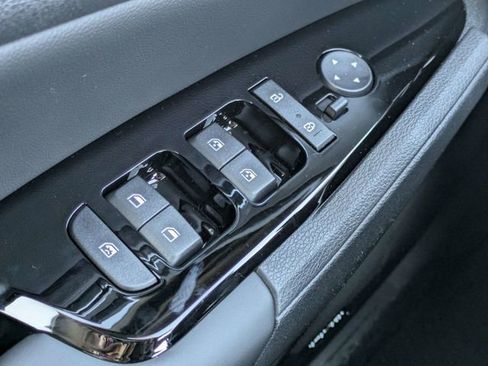 New 2025 Kia Sportage X-Pro AWD/4WD image 28