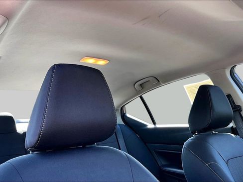 Used 2024 Nissan Altima 2.5 SV FWD image 27
