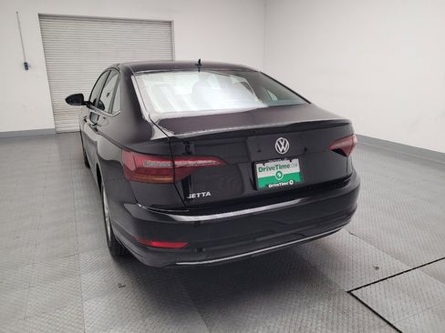 Used 2019 Volkswagen Jetta S image 6