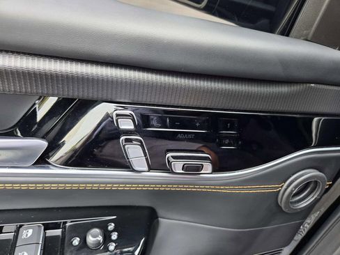 Used 2024 Jeep Grand Wagoneer Series III w/ Rear Seat Video Group 1 image 43