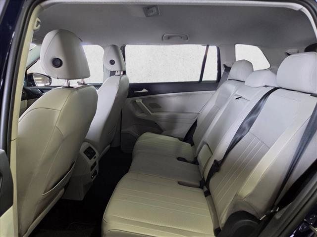 Used 2023 Volkswagen Tiguan SE FWD image 15