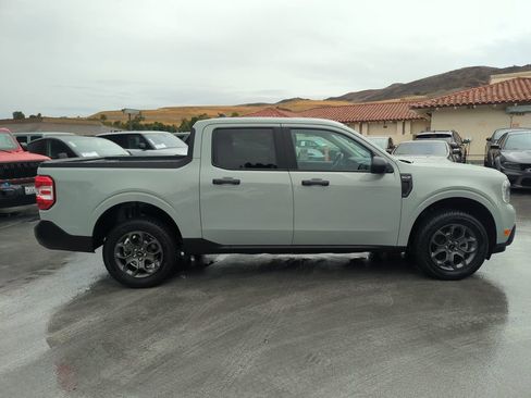 Used 2022 Ford Maverick XLT image 4