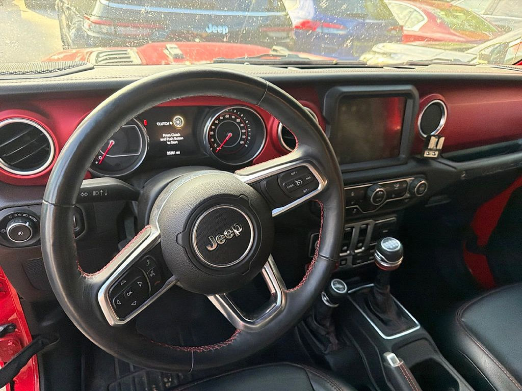 Used 2018 Jeep Wrangler Rubicon w/ Uconnect 4C Nav & Sound Group AWD/4WD image 9
