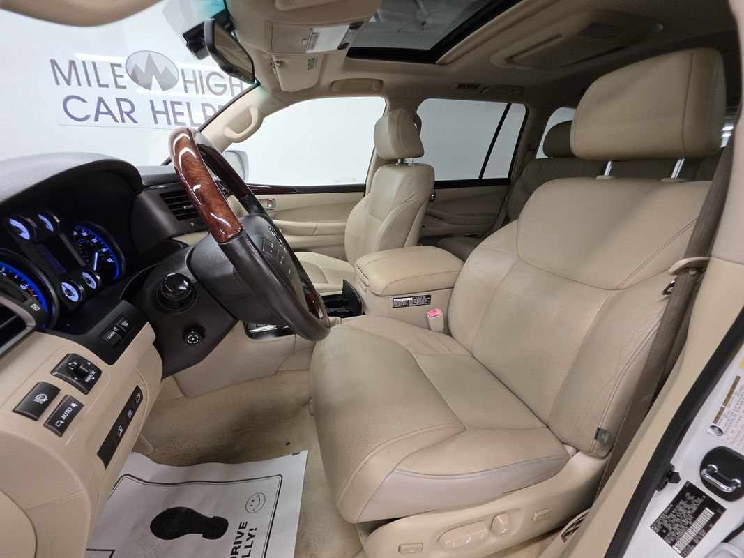 Used 2010 Lexus LX 570 4WD w/ Luxury Pkg image 20