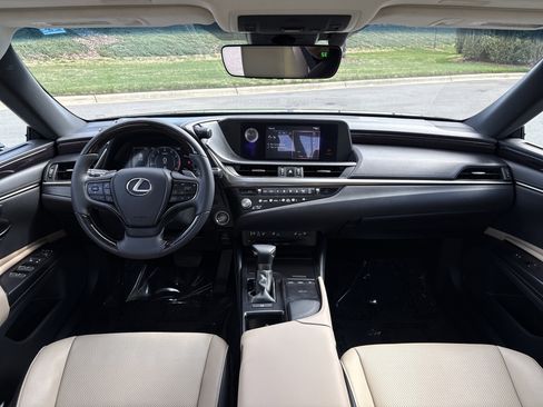 Used 2021 Lexus ES 350 w/ Premium Package image 20