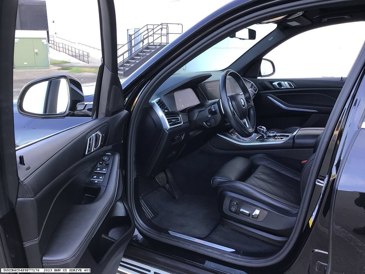Used 2023 BMW X5 sDrive40i w/ Premium Package RWD image 8