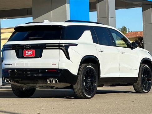 New 2026 Chevrolet Traverse RS image 5
