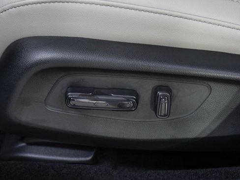 Used 2027 Honda HR-V EX-L image 23