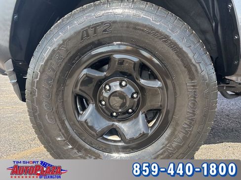 Used 2022 Toyota Tacoma SR image 6