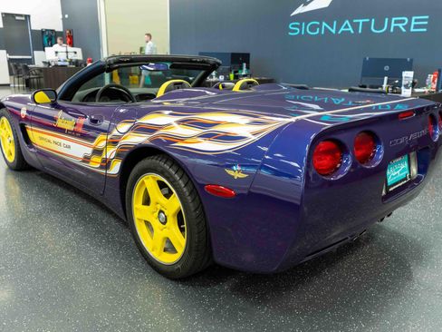 Used 1998 Chevrolet Corvette Convertible w/ Memory Pkg RWD image 8