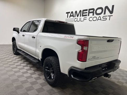 Used 2024 Chevrolet Silverado 1500 LT Trail Boss w/ Protection Package AWD/4WD image 8