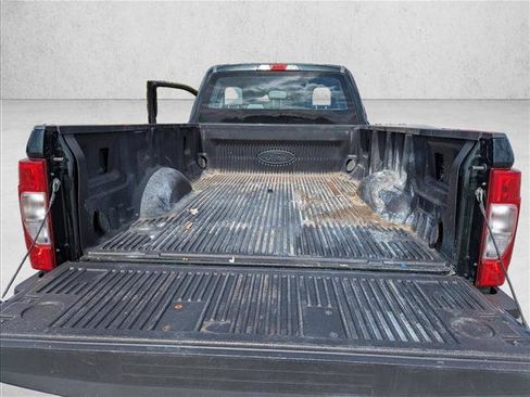 Used 2022 Ford F250 XL w/ Power Equipment Group image 26