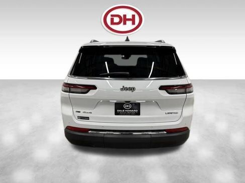 Used 2023 Jeep Grand Cherokee L Limited image 12