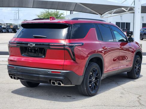 Certified 2024 Chevrolet Traverse LT w/ Midnight/Sport Edition FWD image 5