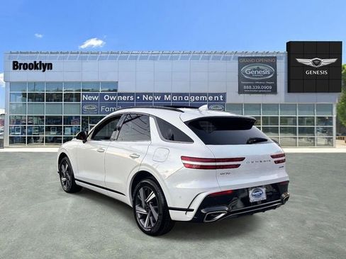 Used 2026 Genesis GV70 3.5T Sport Advanced image 7