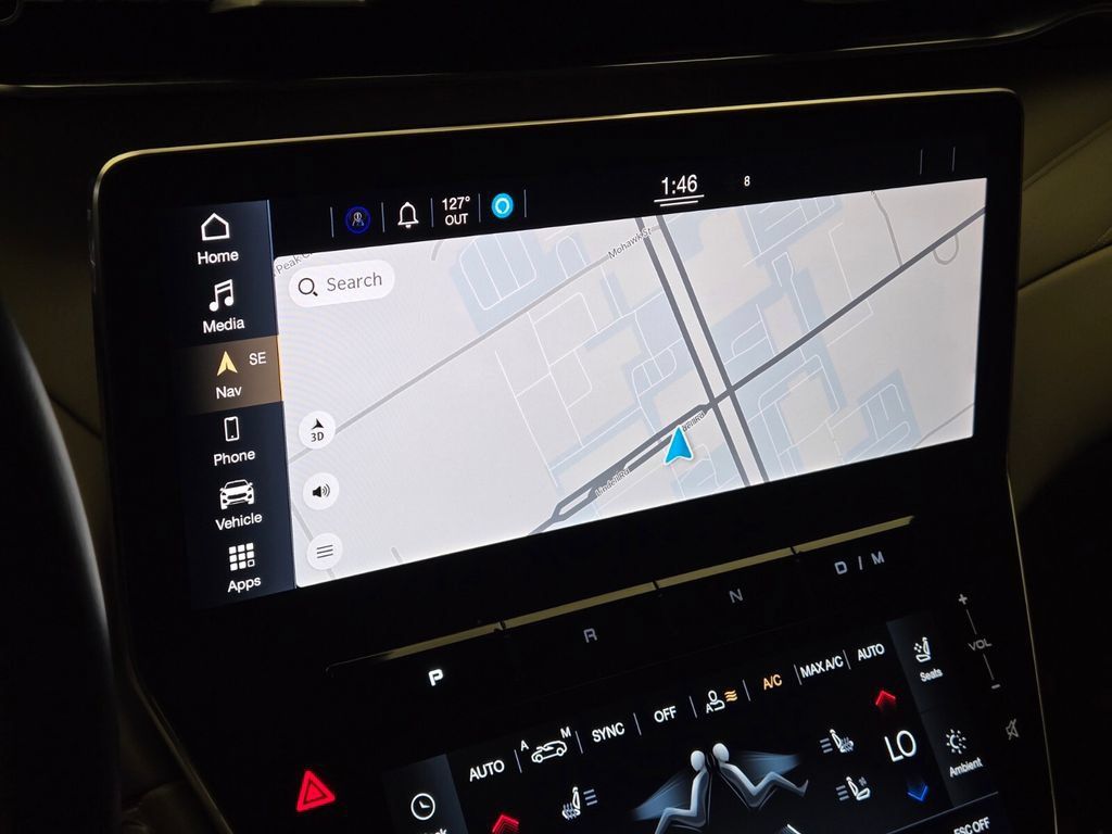 Certified 2023 Maserati Grecale GT AWD/4WD image 38
