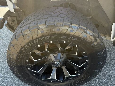 Used 2023 Jeep Wrangler Unlimited Sport AWD/4WD image 20