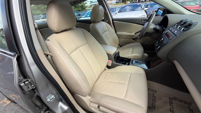 Used 2012 Nissan Altima 2.5 SL w/ 2.5SL Pkg FWD image 8