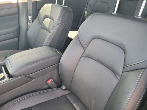 New 2026 Nissan Pathfinder SL w/ Cargo Package AWD/4WD image 8
