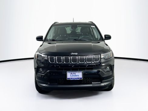 Used 2022 Jeep Compass Latitude AWD/4WD image 2