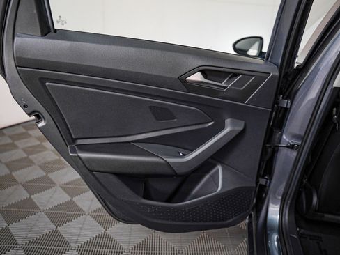 Used 2019 Volkswagen Jetta SEL Premium image 24