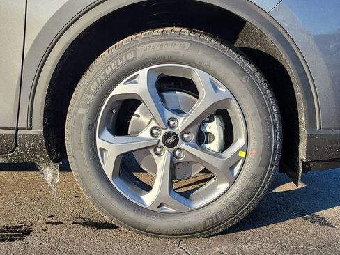 New 2026 Ford Escape ST-Line w/ Tech Pack #1 image 9