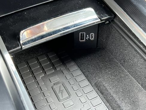 Used 2023 Lincoln Corsair AWD w/ Equipment Group 101A image 25