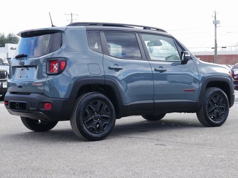 Used 2018 Jeep Renegade Trailhawk w/ Cold Weather Group II image 6