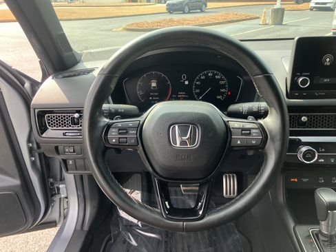 Used 2025 Honda Civic Sport image 21