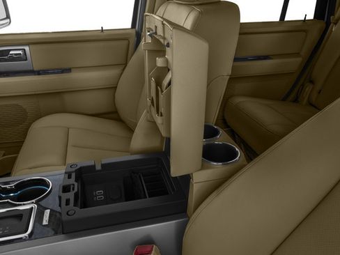 Used 2017 Ford Expedition Limited w/ Equipment Group 301A image 18