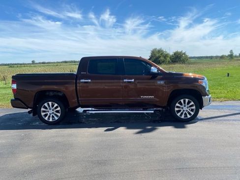Used 2016 Toyota Tundra Limited w/ Limited Premium Package AWD/4WD image 2
