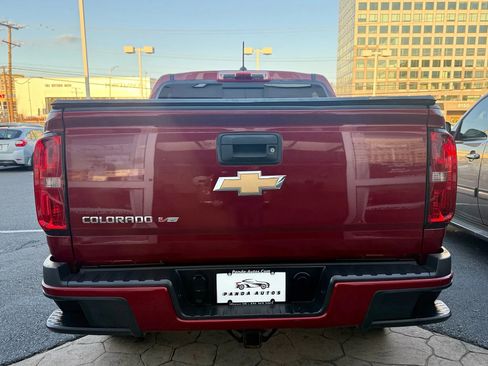 Used 2017 Chevrolet Colorado Z71 image 6