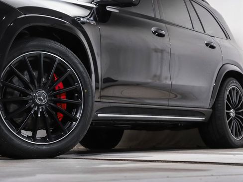 Certified 2025 Mercedes-Benz GLS 63 AMG 4MATIC image 22