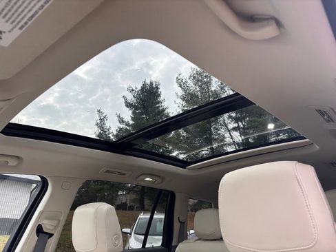 Used 2024 Cadillac XT6 Premium Luxury w/ LPO, Floor Liner Package image 22