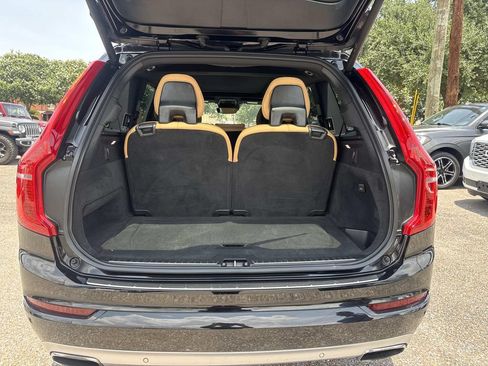 Used 2017 Volvo XC90 T6 Momentum w/ Vision Package AWD/4WD image 9